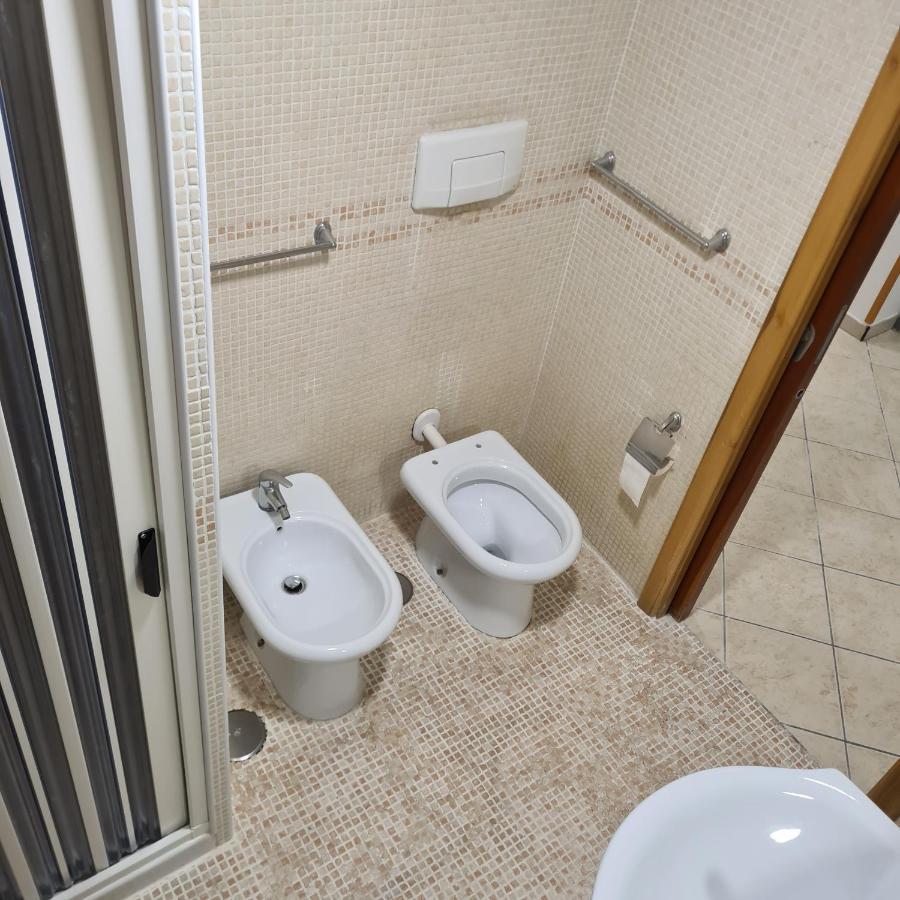 Casa Mia Al Plebiscito Apartment เนเปิลส์ ภายนอก รูปภาพ