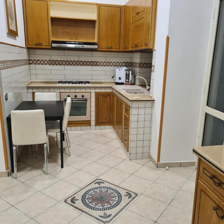 Casa Mia Al Plebiscito Apartment เนเปิลส์ ภายนอก รูปภาพ