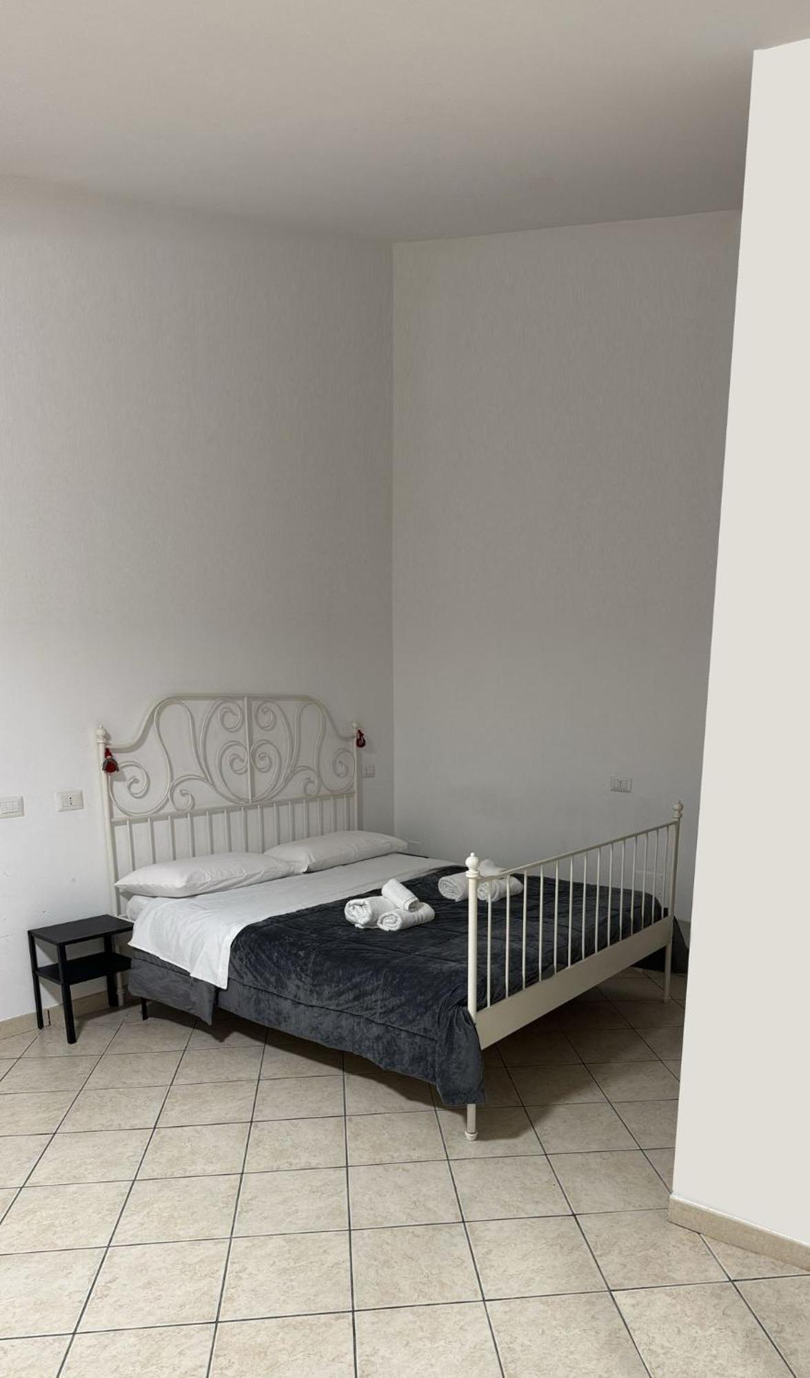 Casa Mia Al Plebiscito Apartment เนเปิลส์ ภายนอก รูปภาพ